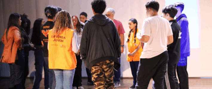 GT Emergências Climáticas nos 4 Cantos da Cidade: articulação entre escolas municipais presentes no curso do Educom&Clima realiza primeiro encontro presencial